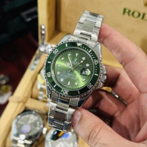 Rolex - Submariner - AAA - Green - Image 1